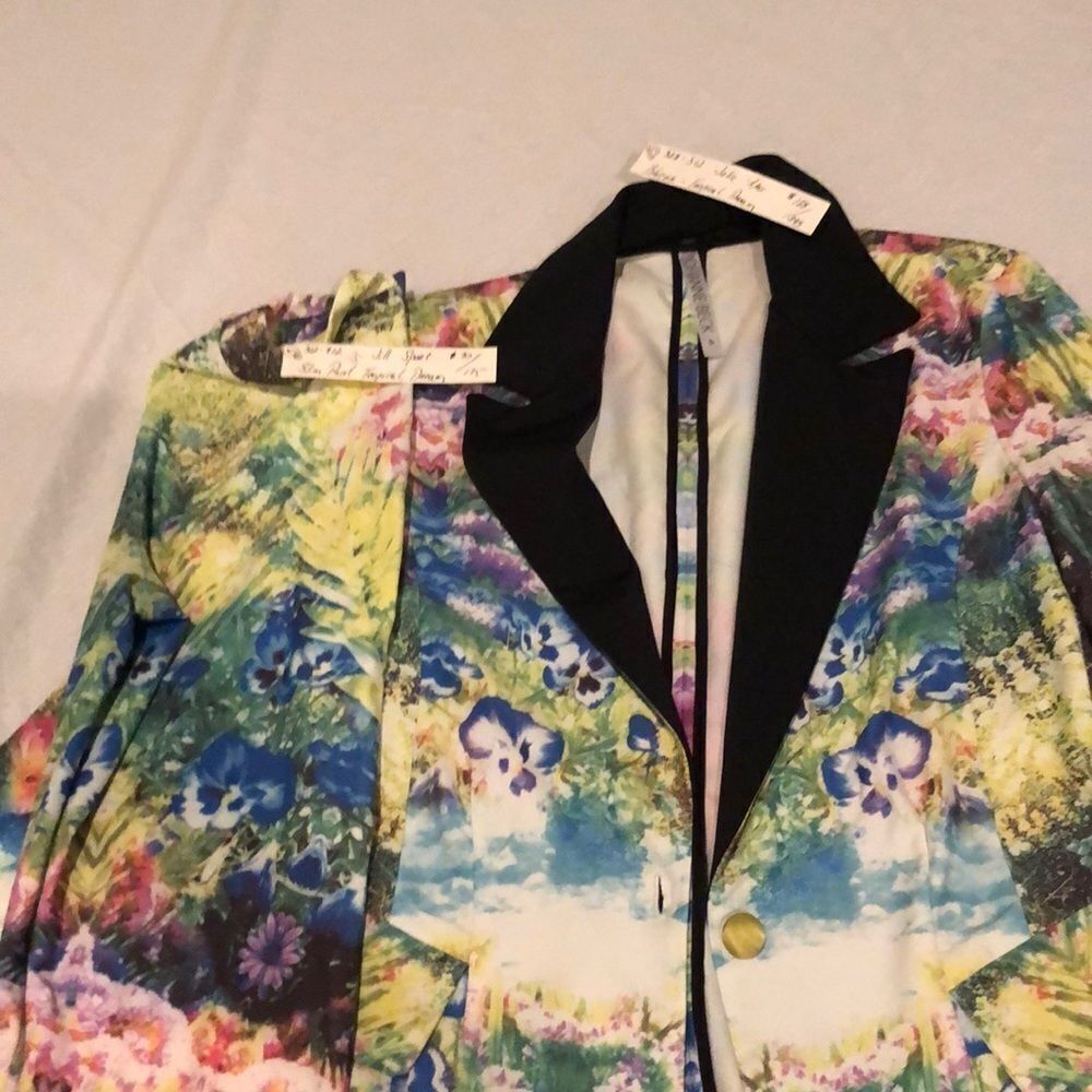 Vintage 2 Piece Suit - Picture 6 of 7